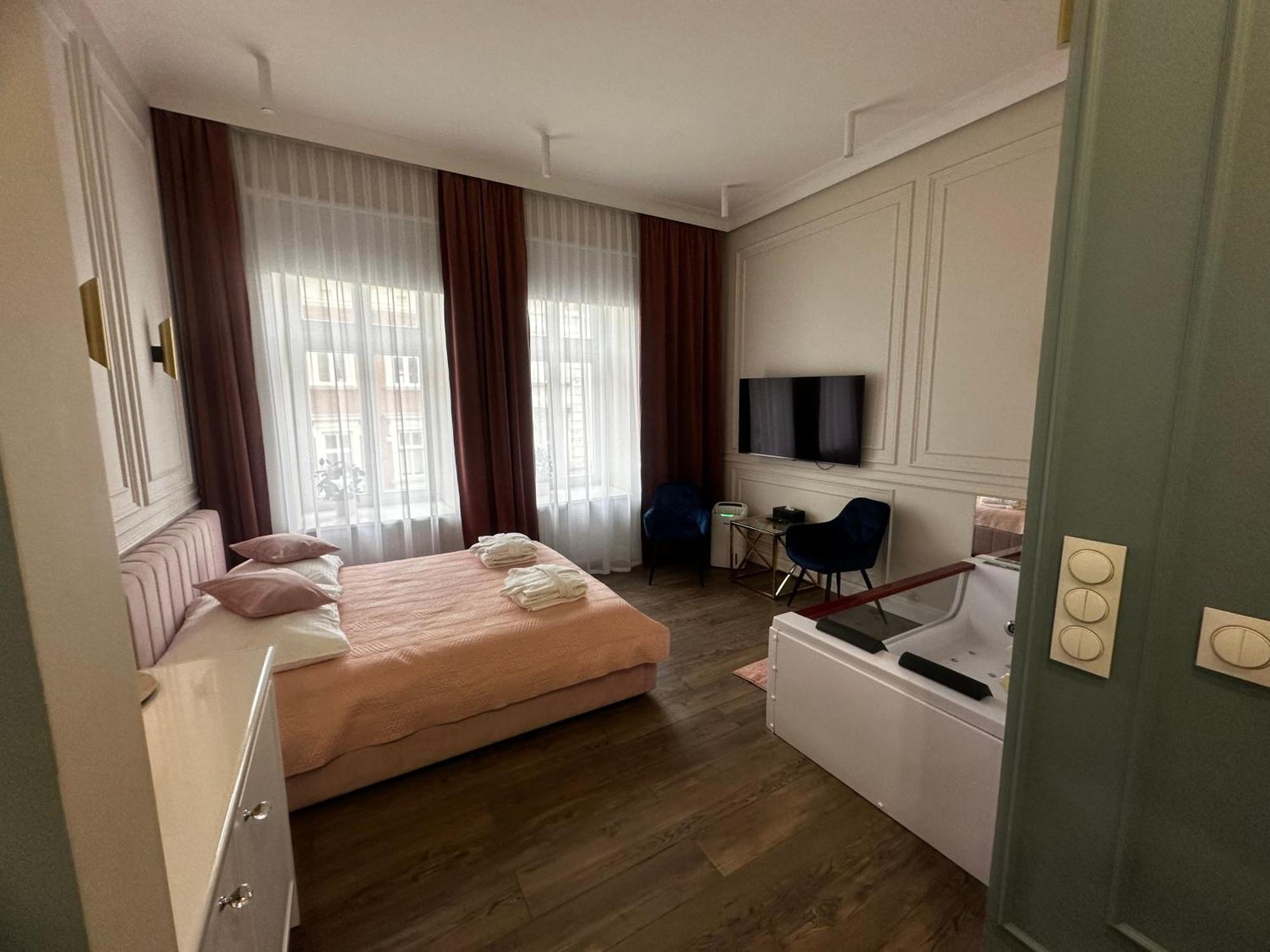 Apartament Glamour Prywatne Jacuzzi Starowislna Krakau Exterior foto